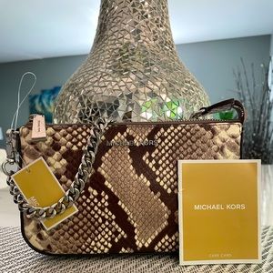 NWT!🐍🐍MICHAEL KORS GORGEOUS SNAKESKIN BAG!